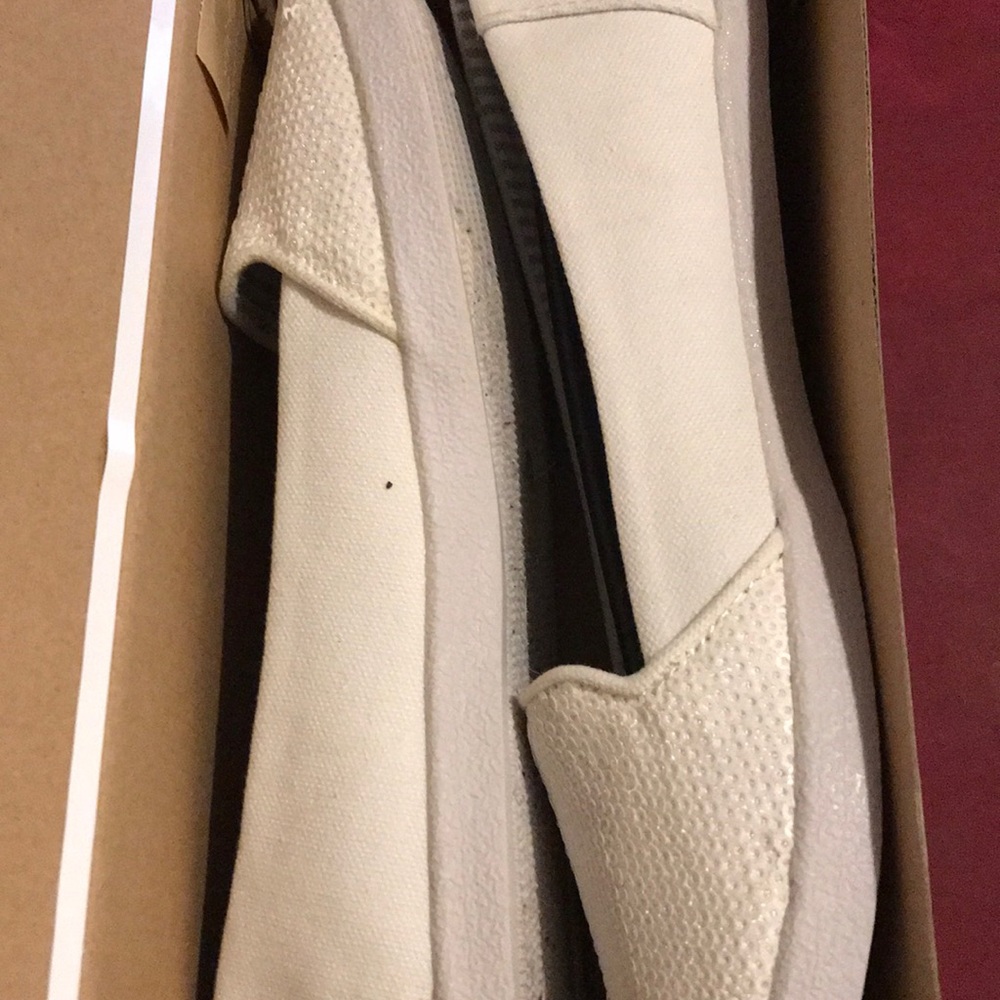 7 1/2 white sequin shoes .